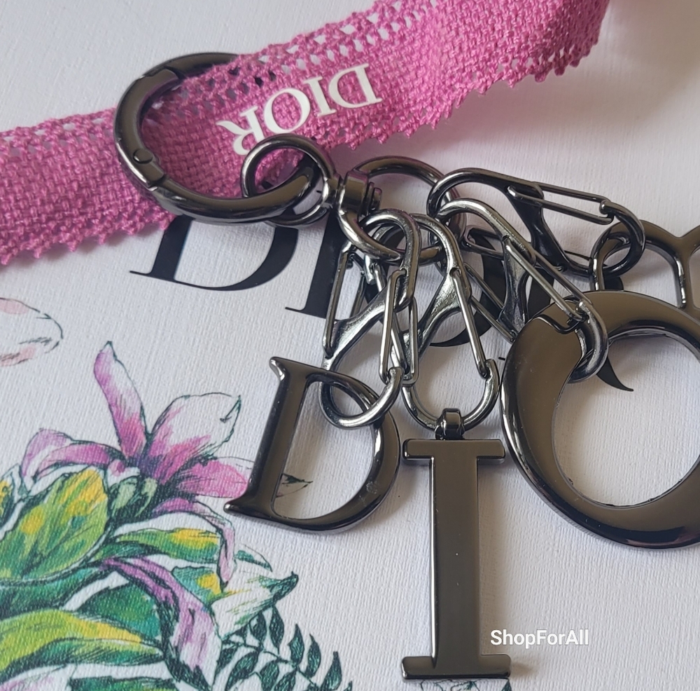 Dior Logo Letters Keychain Bag Charm gun metal Tone - Picture 4 of 5